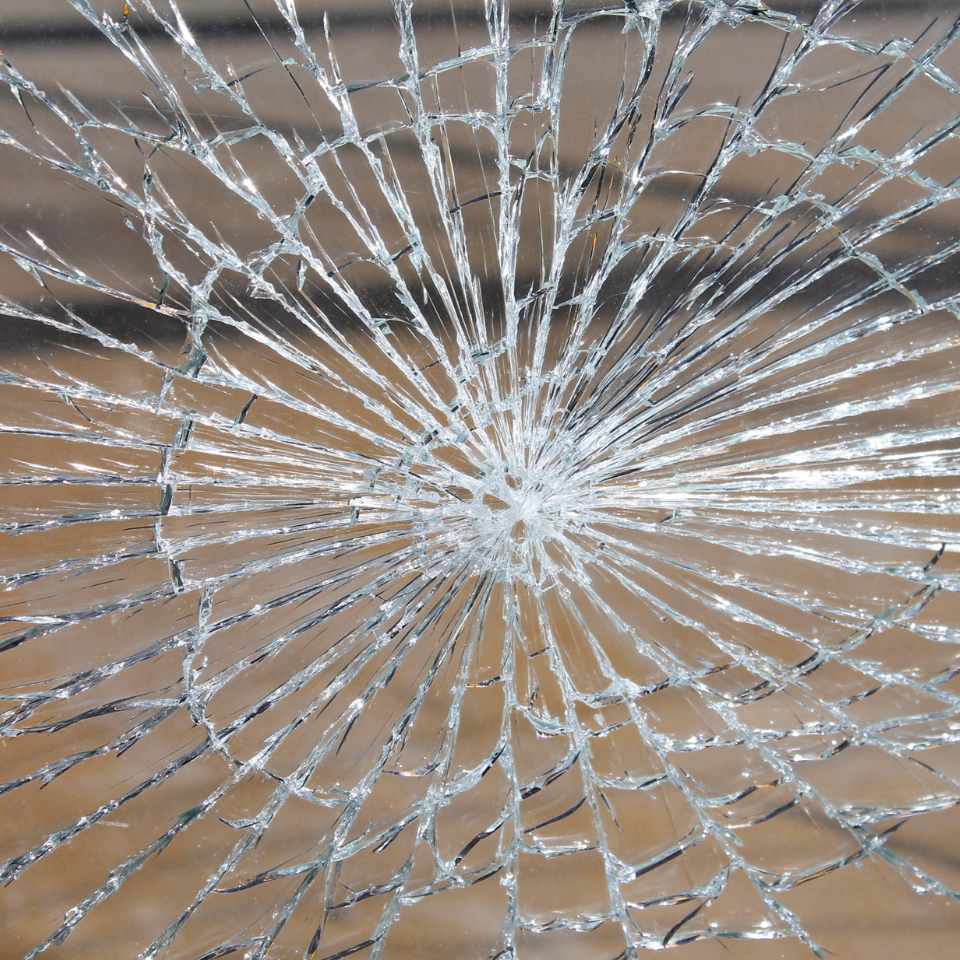 Emergency SGD Services Window replacement in the living room of a San Diego home